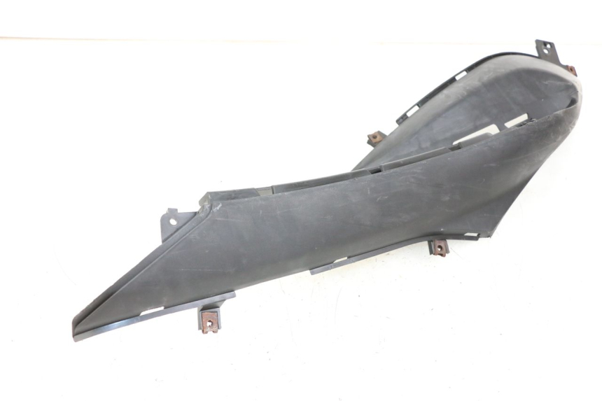 photo de TAPA REPOSAPIES IZQUIERDA MBK OVETTO ONE 2T 50 (2013 - 2017) - Recambio usado revisado