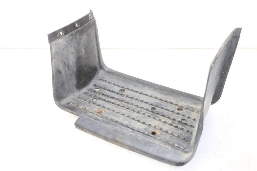 photo de TAPA REPOSAPIES IZQUIERDA HYTRACK S 150 (2003 - 2011) - Detalles de los puntos de fijación