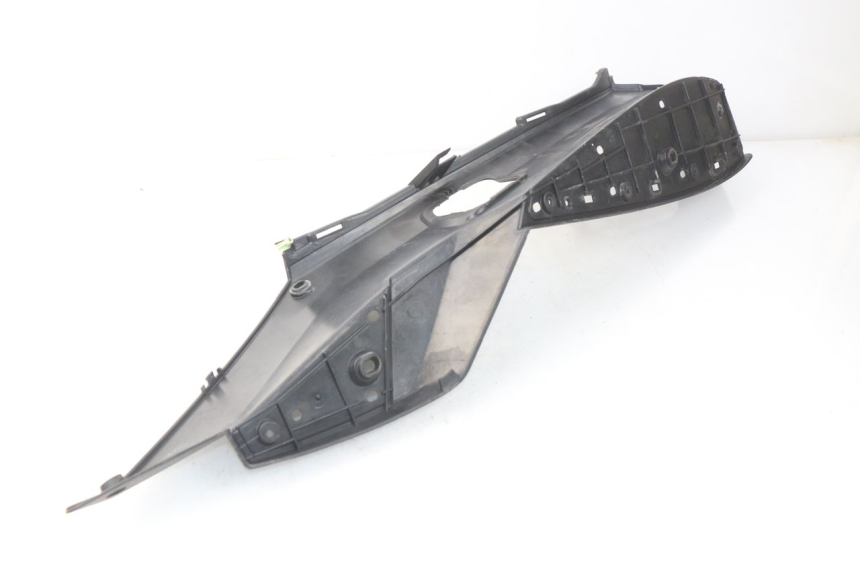 photo de PATA DE APOYO IZQUIERDA PEUGEOT SATELIS 125 (2006 - 2009) - Detalle de la pieza