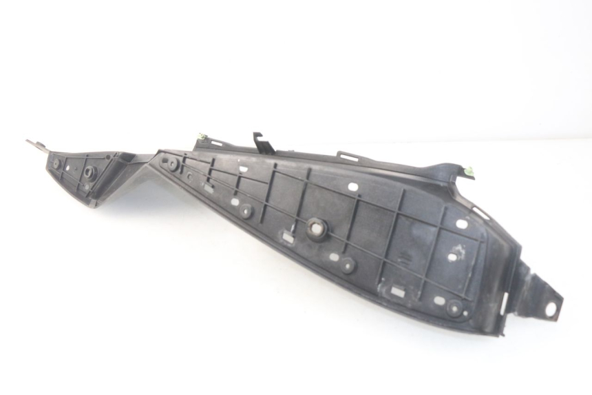 photo de PATA DE APOYO IZQUIERDA PEUGEOT SATELIS 125 (2006 - 2009) - Zoom estado de uso