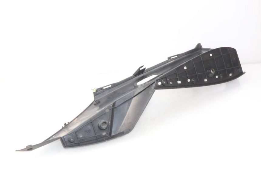 photo de PATA DE APOYO IZQUIERDA PEUGEOT SATELIS 125 (2006 - 2009) - Detalle de la pieza