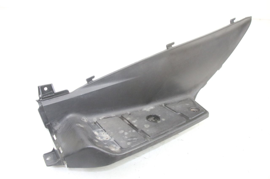 photo de TAPA REPOSAPIES IZQUIERDA SUZUKI BURGMAN 125 (2015 - 2017) - Vista principal