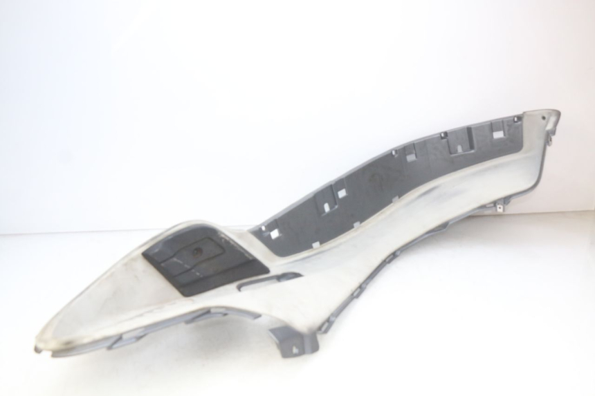 photo de PATA DE PIE IZQUIERDA PIAGGIO X9 EVOLUTION 250 (2003 - 2007) - Primer plano técnico