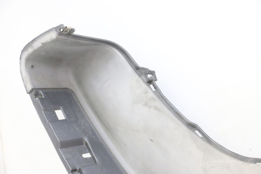 photo de PATA DE APOYO IZQUIERDA PIAGGIO X9 EVOLUTION 125 (2003 - 2007) - Detalles de los puntos de fijación