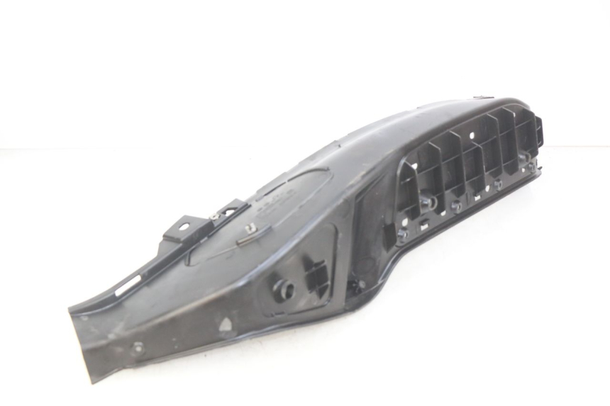 photo de PATA DE PIE IZQUIERDA PIAGGIO XEVO - X EVO 125 (2007 - 2017) - Zoom estado de uso