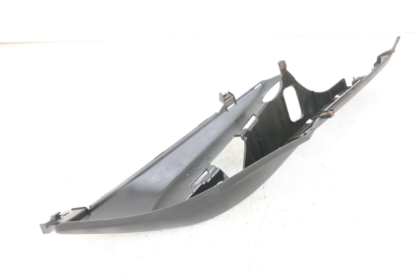 photo de TAPA REPOSAPIES IZQUIERDA YAMAHA NEO'S NEOS 2T EASY 50 (2013 - 2016) - Zoom estado de uso