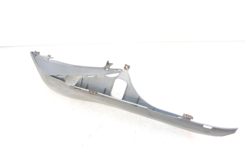 photo de TAPA REPOSAPIES IZQUIERDA YAMAHA NEOS NEO'S 4T 50 (2008 - 2016) - Zoom estado de uso