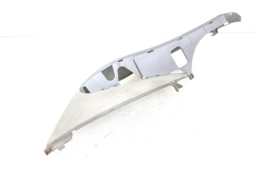 photo de TAPA REPOSAPIES IZQUIERDA YAMAHA NEOS NEO'S 4T 50 (2008 - 2016) - Vista general del producto