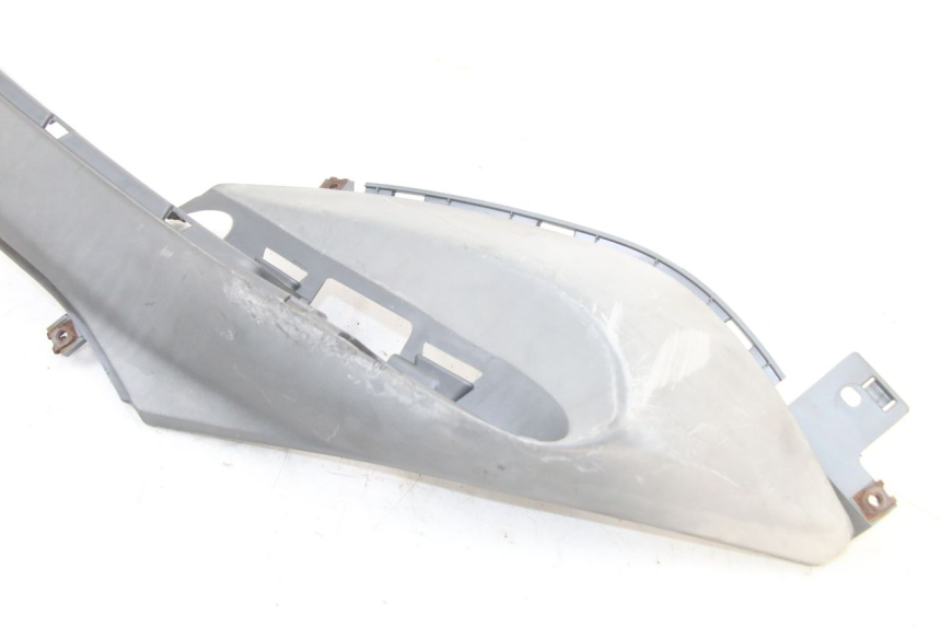 photo de TAPA REPOSAPIES IZQUIERDA YAMAHA NEOS NEO'S 4T 50 (2008 - 2016) - Zoom estado de uso