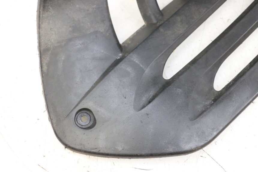 photo de TAPA REPOSAPIES IZQUIERDA YAMAHA YFM R RAPTOR 250 (2008 - 2014) - Recambio usado revisado