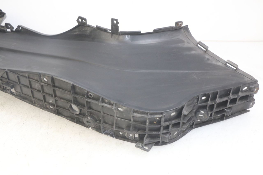 photo de PATA DE APOYO IZQUIERDA YAMAHA YP MAJESTY 400 (2004 - 2008) - Otra perspectiva