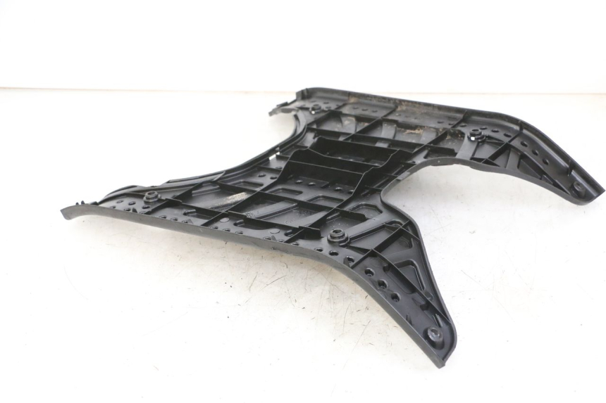 photo de TAPA REPOSAPIES GILERA STALKER 50 (1997 - 2005) - Zoom estado de uso