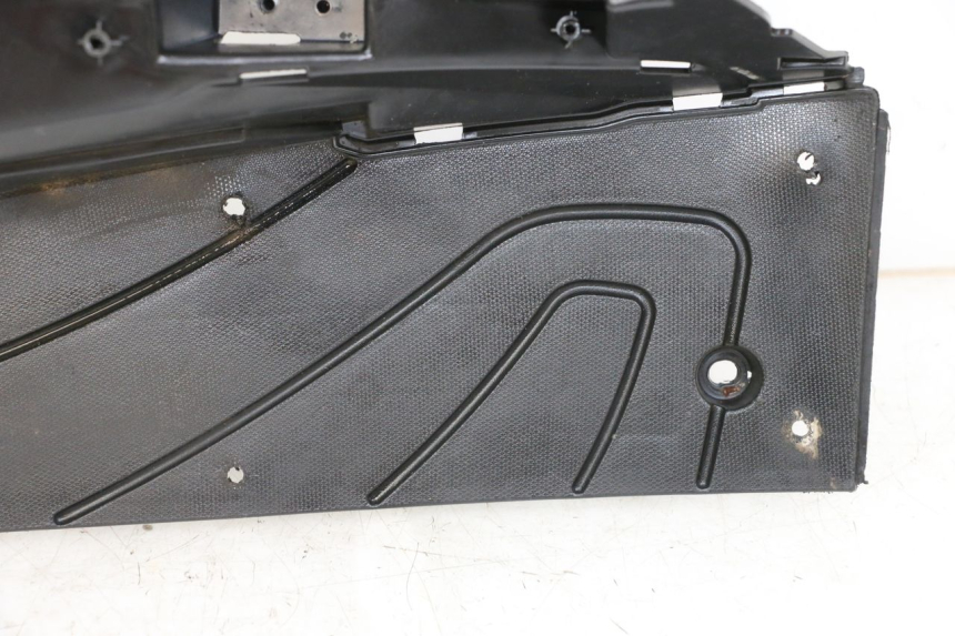 photo de TAPA REPOSAPIES NECO GPX LC 2T 50 (2014 - 2018) - Otra vista del artículo