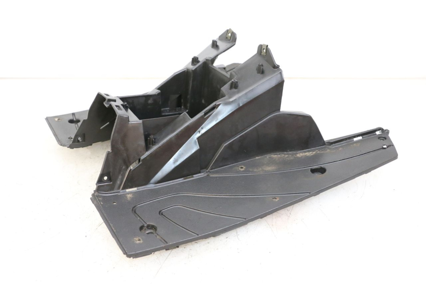 photo de TAPA REPOSAPIES NECO GPX LC 2T 50 (2014 - 2018) - Estado de la superficie y material