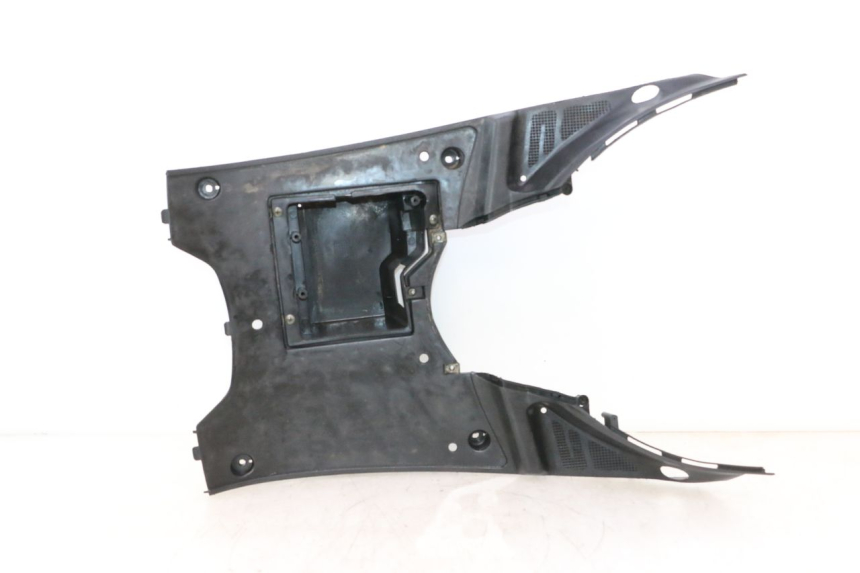 photo de TAPA REPOSAPIES EUROCKA GTR 50 (2007 - 2017) - Vista principal