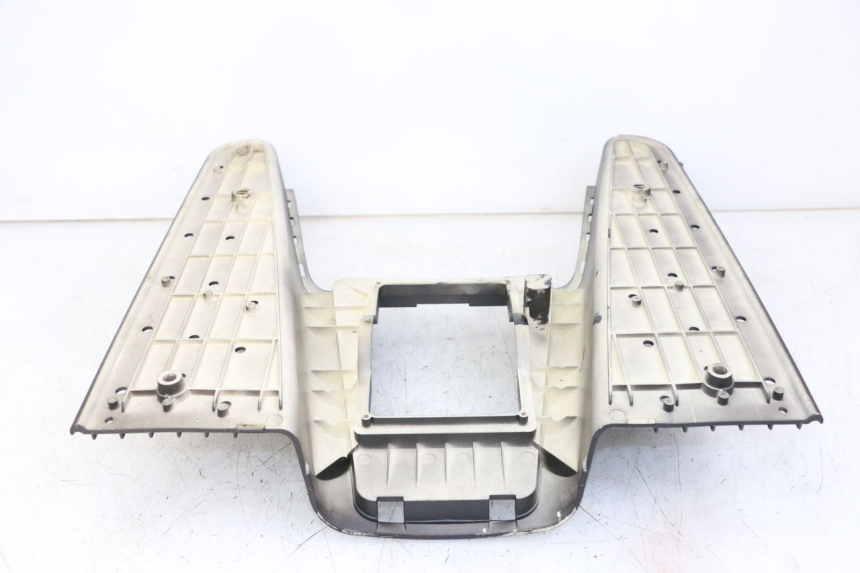 photo de TAPA REPOSAPIES JM MOTORS VX 125 (2022 - 2025) - Zoom estado de uso