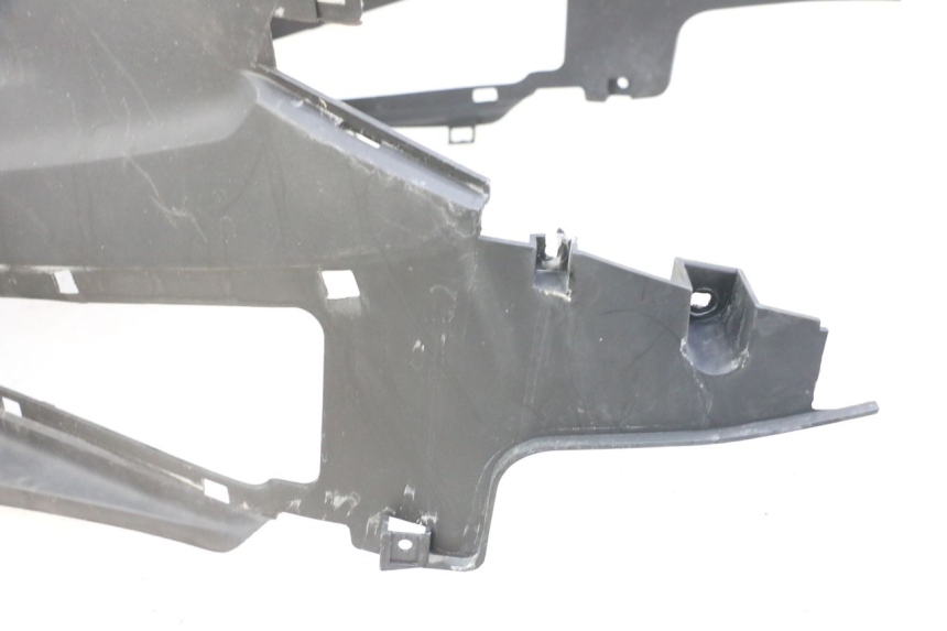 photo de TAPA REPOSAPIES SYM JOYMAX 125 (2010 - 2017) - Recambio usado revisado