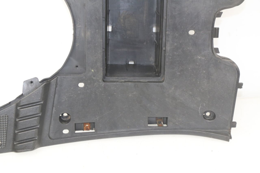 photo de TAPA REPOSAPIES RIDE JUMP 2T 50 (2012 - 2017) - Detalles de los puntos de fijación