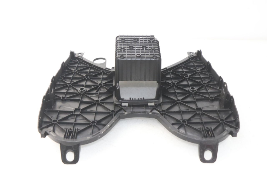 photo de TAPA REPOSAPIES PEUGEOT KISBEE 2T 50 (2010 - 2017) - Marcados y referencias originales