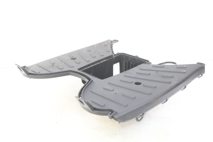 photo de ESTRIBO PEUGEOT KISBEE 2T 50 (2018 - 2022) - Primer plano técnico