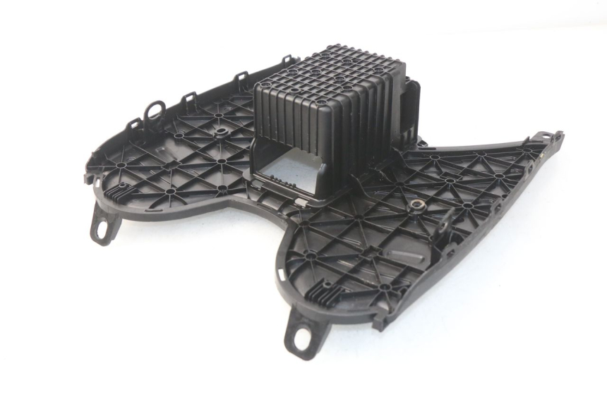 photo de ESTRIBO PEUGEOT KISBEE 4T 50 (2018 - 2022) - Primer plano técnico