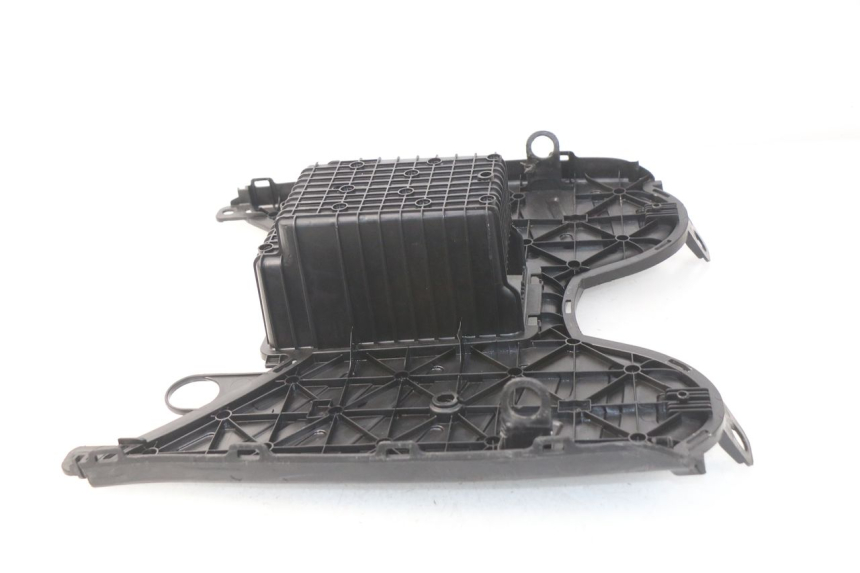 photo de ESTRIBO PEUGEOT KISBEE 4T 50 (2018 - 2022) - Vista general del producto