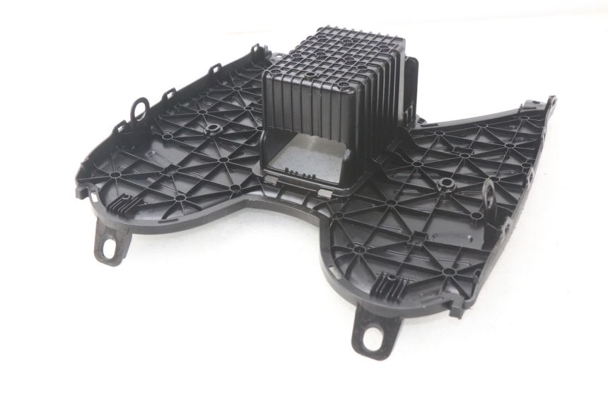 photo de ESTRIBO PEUGEOT KISBEE 4T 50 (2018 - 2022) - Primer plano técnico