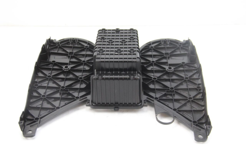 photo de ESTRIBO PEUGEOT KISBEE 4T 50 (2018 - 2022) - Zoom estado de uso