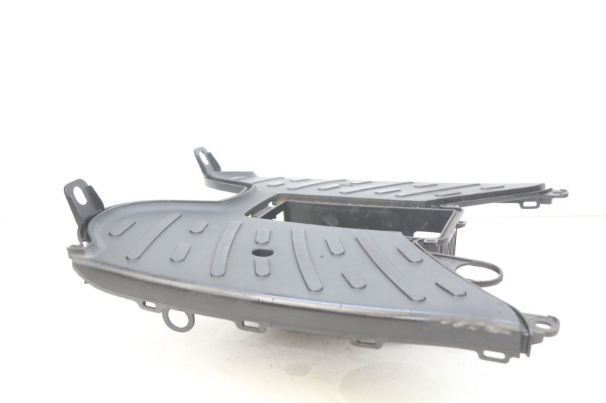 photo de ESTRIBO PEUGEOT KISBEE 4T 50 (2010 - 2017) - Primer plano técnico