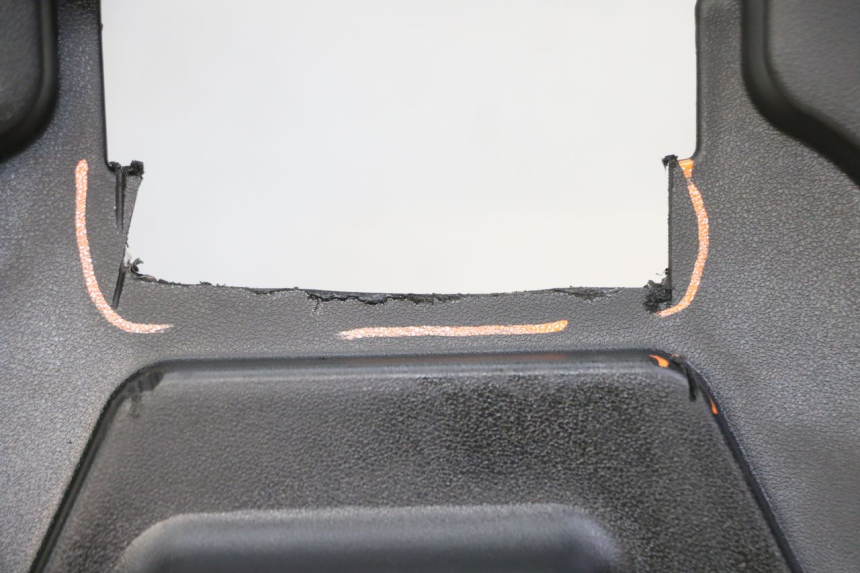 photo de TAPA REPOSAPIES KYMCO XCITING 500 (2007 - 2010) - Recambio usado revisado