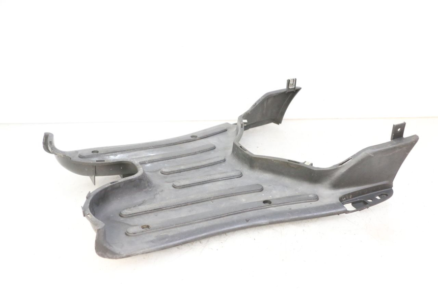 photo de TAPA REPOSAPIES PIAGGIO LIBERTY 4T 50 (2009 - 2015) - Zoom estado de uso