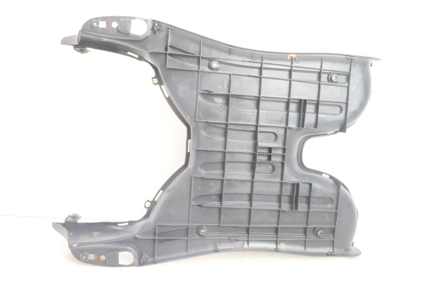 photo de TAPA REPOSAPIES PIAGGIO LIBERTY 125 (1998 - 2008) - Estado de la superficie y material