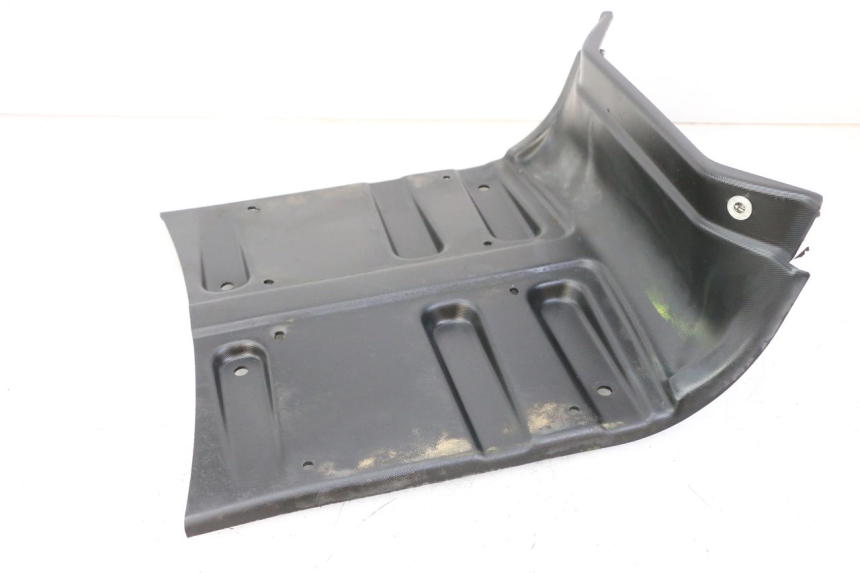 photo de TAPA REPOSAPIES LIGIER PULSE 3 1 (2014 - 2020) - Detalles de los puntos de fijación