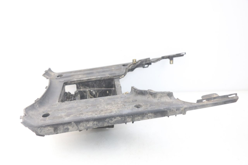 photo de TAPA REPOSAPIES KYMCO LIKE 2T 50 (2009 - 2018) - Estado de la superficie y material