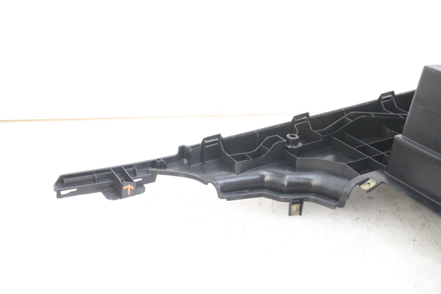 photo de ESTRIBO KYMCO LIKE 125 (2009 - 2016) - Detalle de la pieza