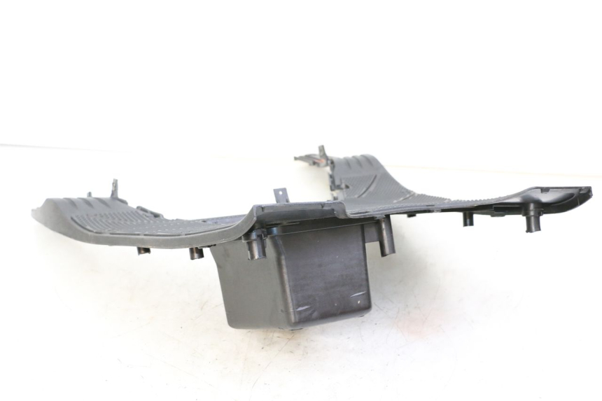 photo de TAPA REPOSAPIES LONGJIA SHARPY 125 (2020 - 2024) - Vista general del producto