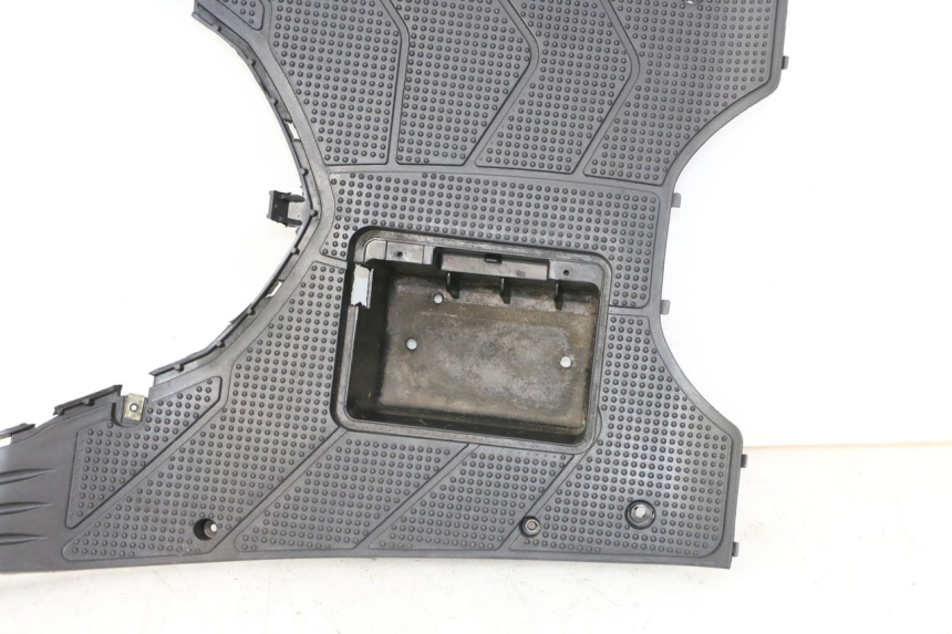 photo de TAPA REPOSAPIES LONGJIA SHARPY 125 (2020 - 2024) - Recambio usado revisado