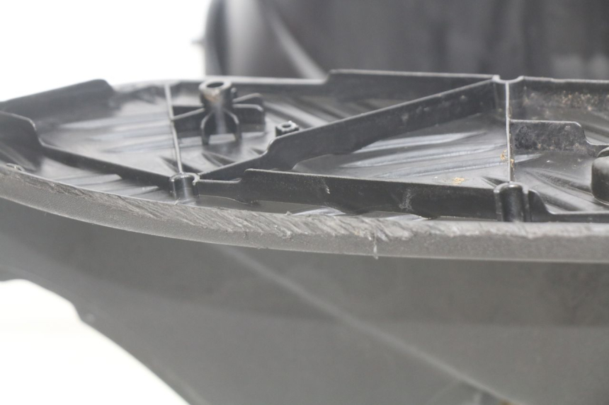 photo de TAPA REPOSAPIES PEUGEOT LUDIX BLASTER 50 (2006 - 2014) - Zoom estado de uso