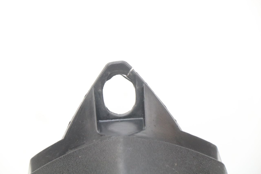 photo de TAPA REPOSAPIES PEUGEOT LUDIX BLASTER 50 (2006 - 2014) - Detalles de los puntos de fijación