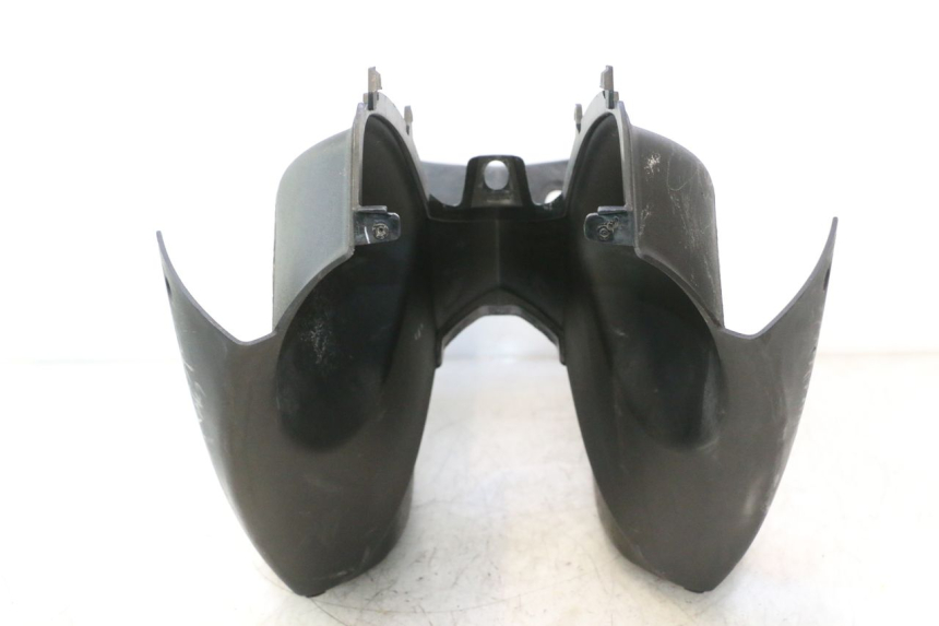 photo de TAPA REPOSAPIES PEUGEOT LUDIX PRO 2T 50 (2010 - 2017) - Zoom sobre los componentes