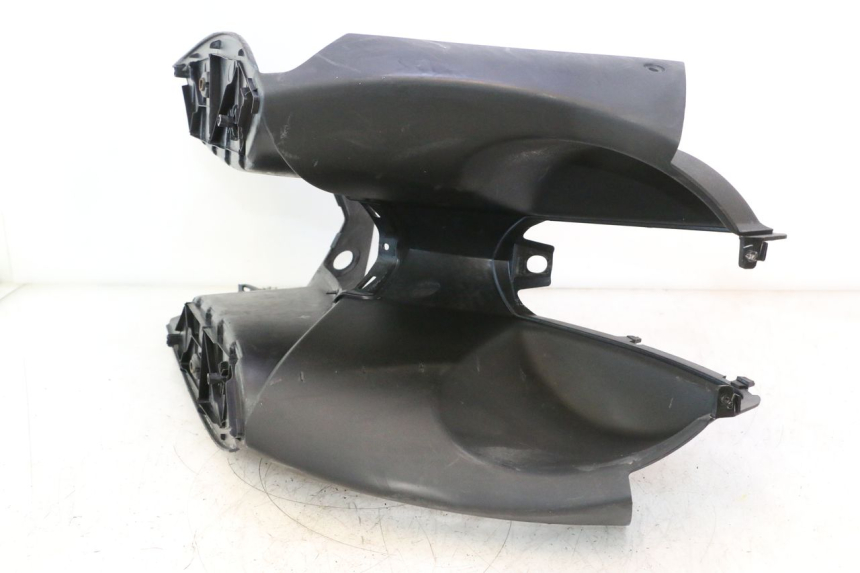photo de TAPA REPOSAPIES PEUGEOT LUDIX PRO 2T 50 (2010 - 2017) - Primer plano técnico