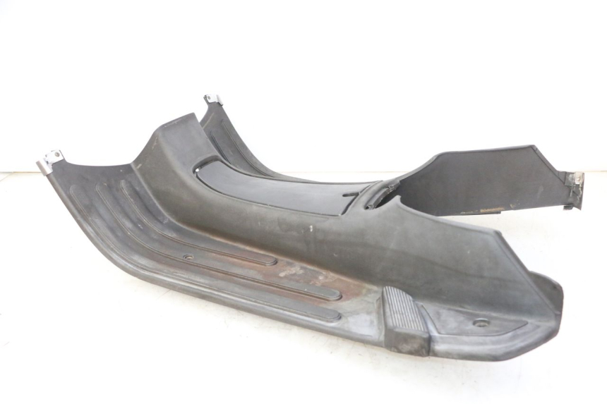 photo de TAPA REPOSAPIES PIAGGIO LXV 4T 50 (2009 - 2013) - Marcados y referencias originales