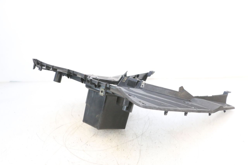 photo de TAPA REPOSAPIES KEEWAY MATRIX RX9 125 (2006 - 2007) - Vista general del producto