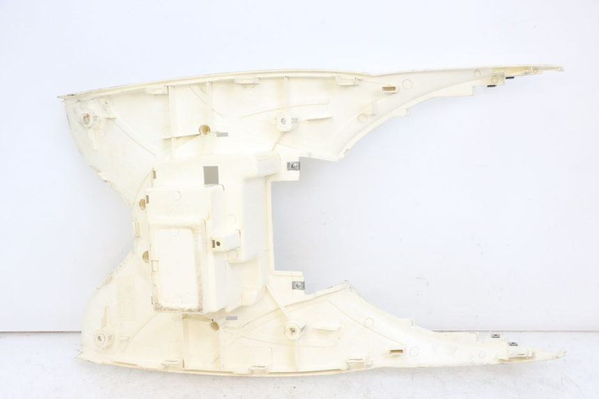 photo de TAPA REPOSAPIES SYM MIO 50 (2011 - 2017) - Otra perspectiva