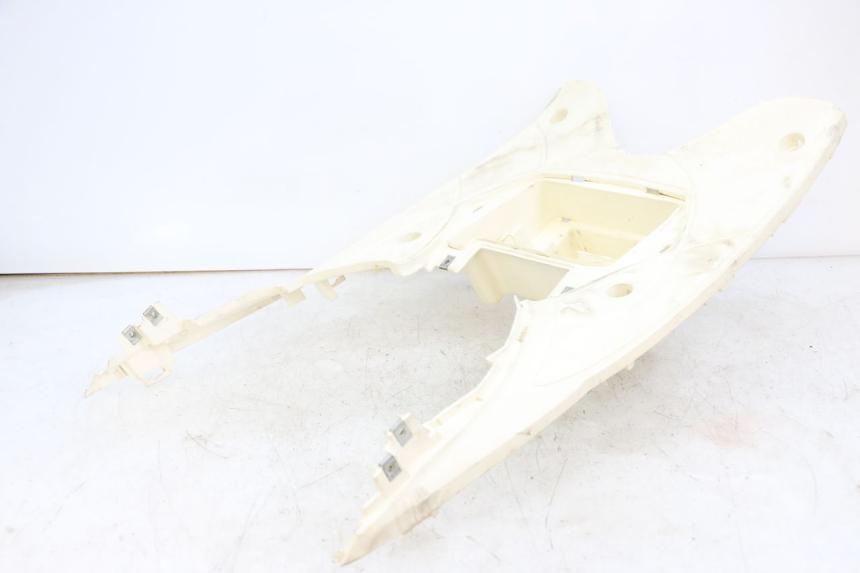 photo de TAPA REPOSAPIES SYM MIO 50 (2011 - 2017) - Vista general del producto