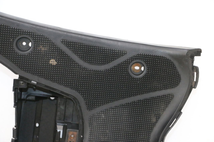 photo de TAPA REPOSAPIES YAMAHA NEOS NEO'S 4T 50 (2008 - 2016) - Estado de la superficie y material