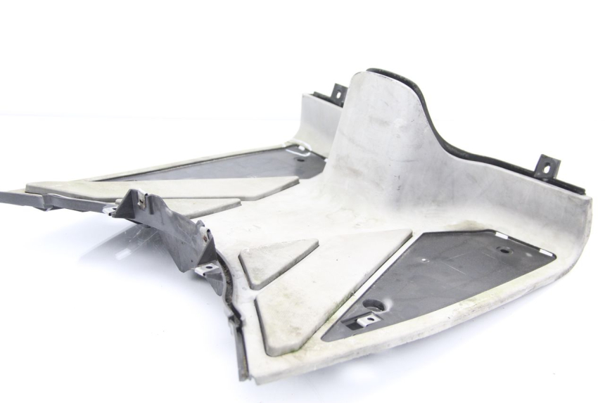 photo de TAPA REPOSAPIES PIAGGIO NEW TYPHOON 50 (2010 - 2017) - Detalle de la pieza