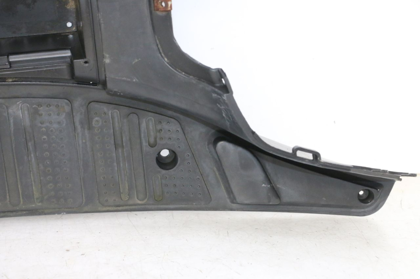 photo de TAPA REPOSAPIES JM MOTORS OLDIES GT 4T 50 (2018 - 2025) - Características distintivas