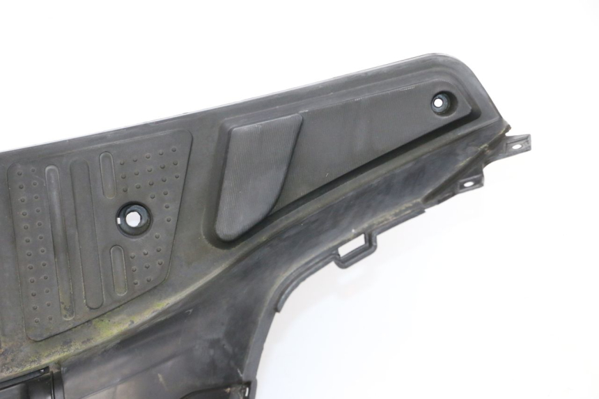 photo de TAPA REPOSAPIES JM MOTORS OLDIES GT 4T 50 (2018 - 2025) - Inspección visual detallada