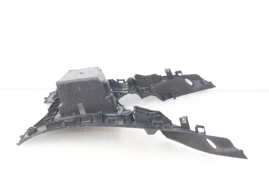 photo de TAPA REPOSAPIES NECO ONE 2T 50 (2011 - 2020) - Estado de la superficie y material